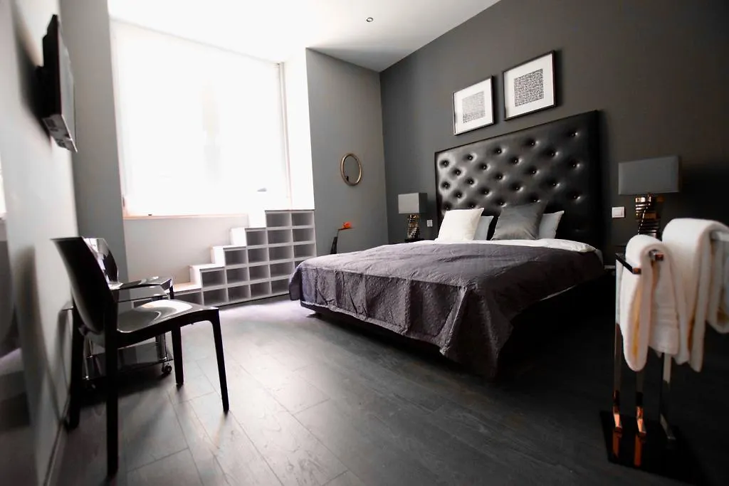 Binder-Home Stylish Studios Budapest/Parliament