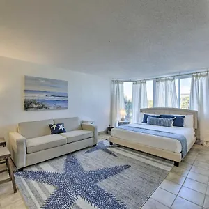 https://waterfront-panama-city-beach-condo-w-pool.panamacity-beachhotels.com