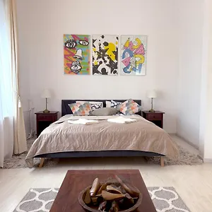 Apartment Elegant 125m2 In Center Of, Budapest
