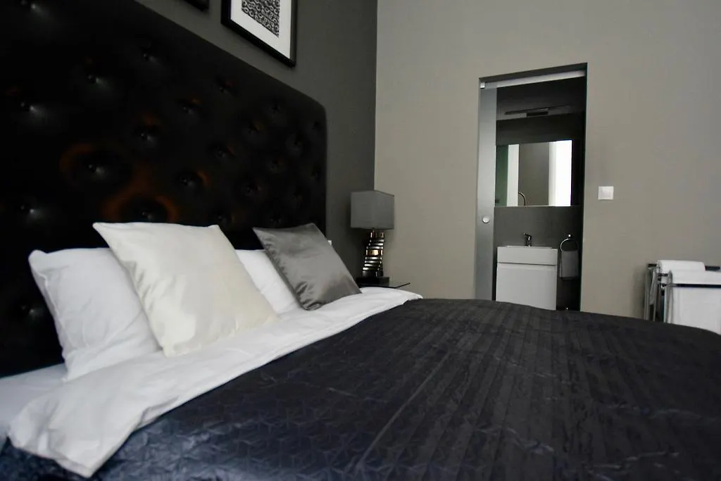 Binder-Home Stylish Studios Budapest/Parliament 0*, Budapest Hungary